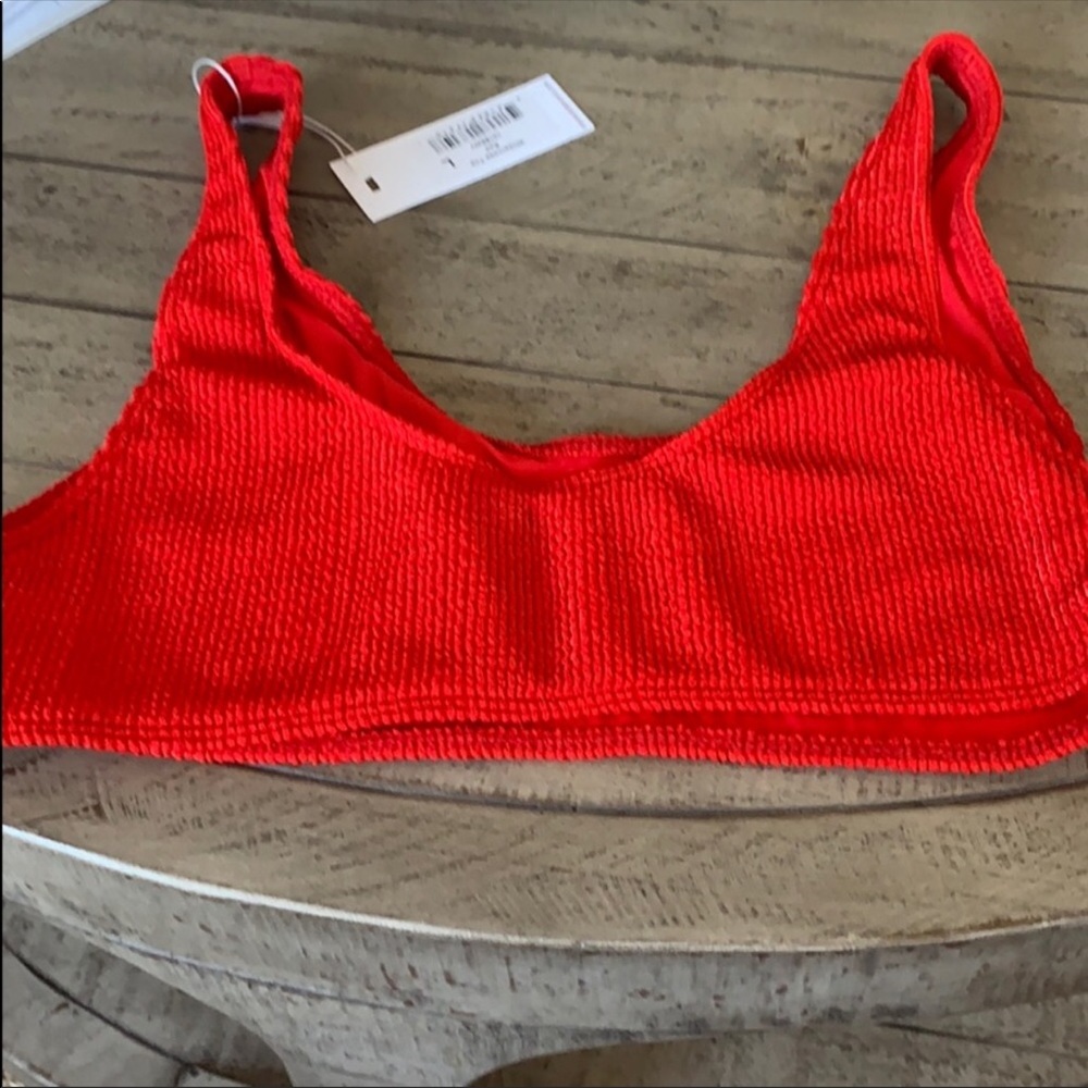 Frankie’s bikinis “Wilderness” top